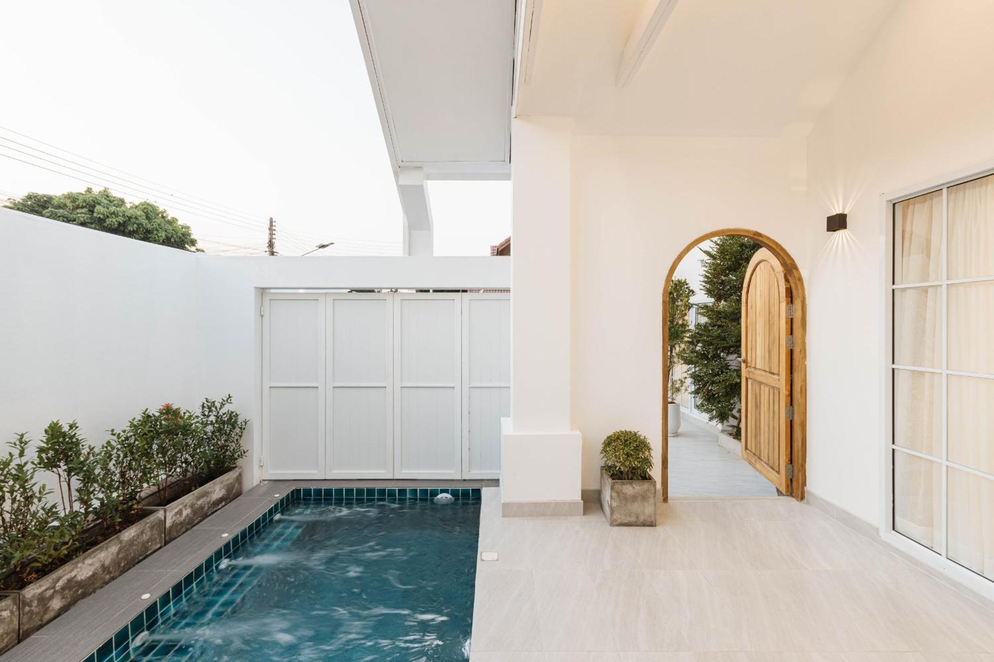 Zenzen Pool *